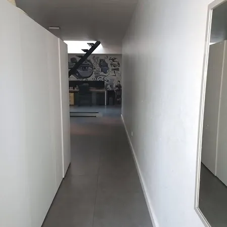 Проживання в сім'ї Casa Moderna *